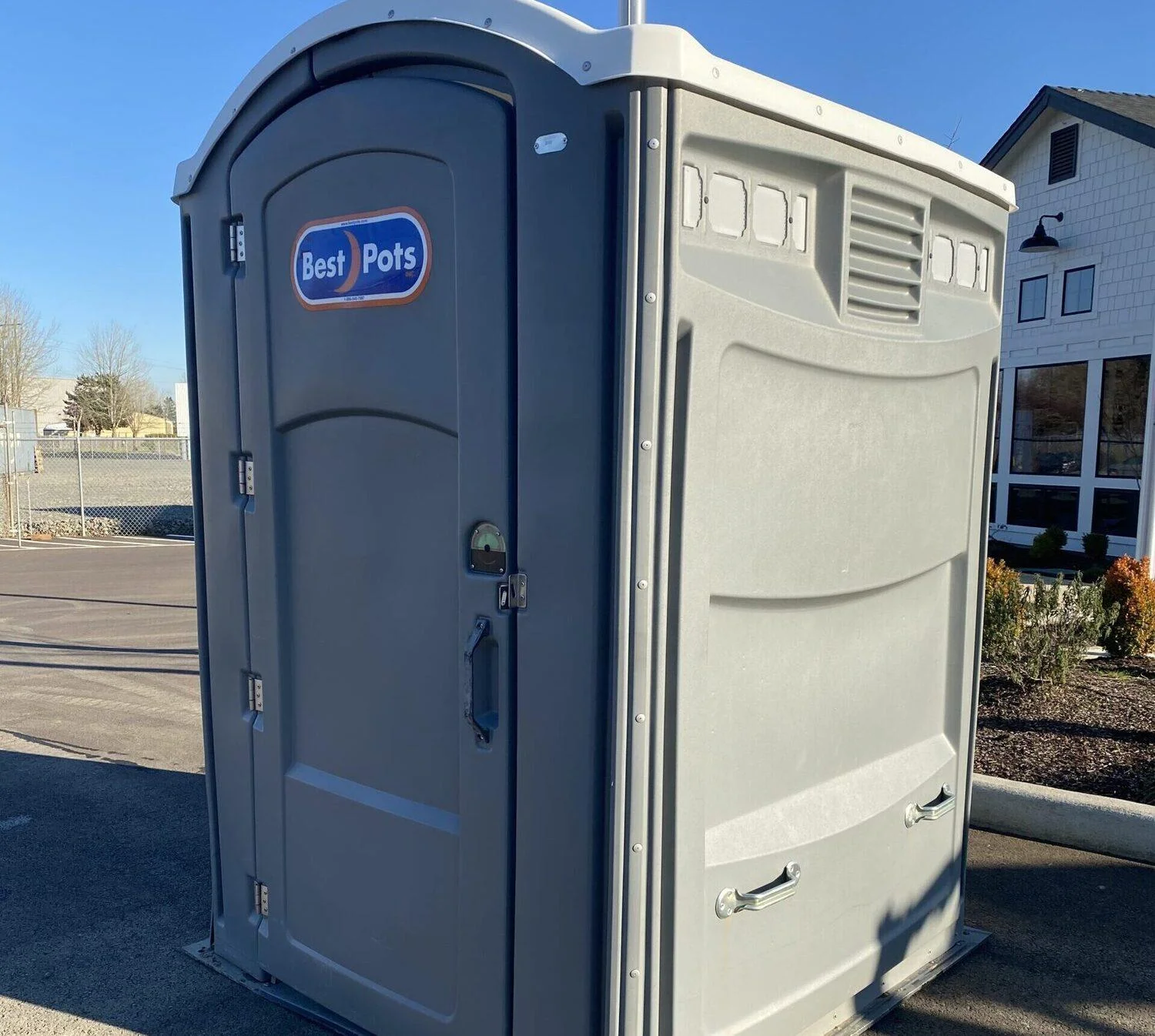 Porta potty rental delivery — Tulsa, OK